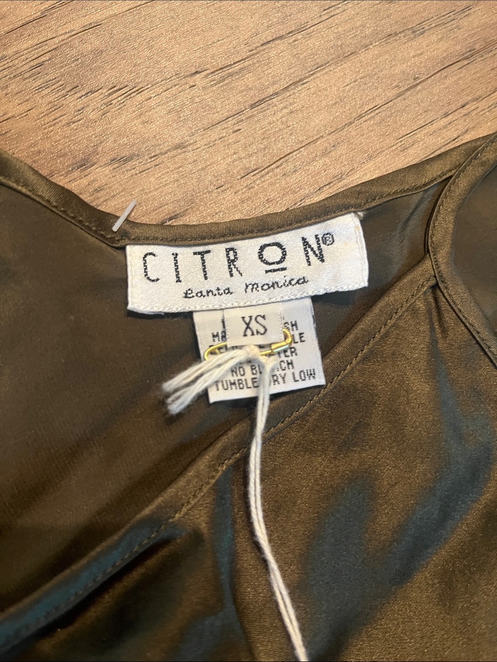 NWT Citron Olive 100% Silk Cami and Wide-Leg Pants Set - Picture 3 of 6
